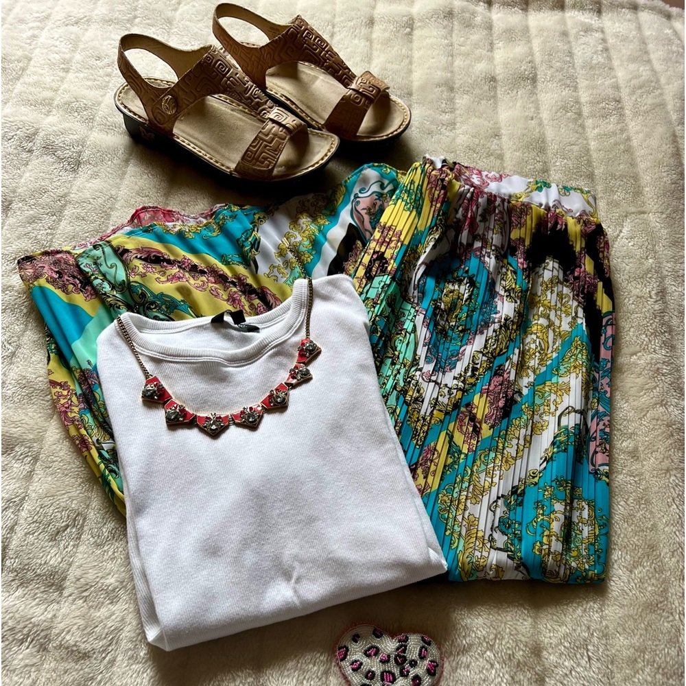 Ladies Jessica Pleated Midi Skirt